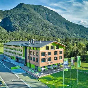 Explorer Garmisch فندق